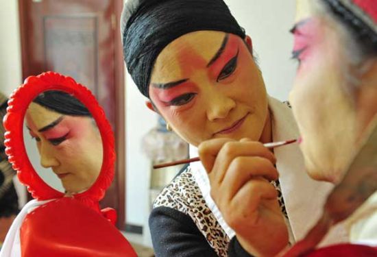 chinese opera makeup meaning