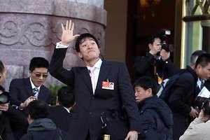Liu Xiang always a big draw at CPPCC opening