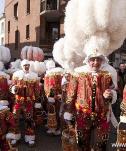Funny 'Gillle' dress at Binche Carnival