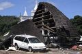 Strong quake triggers tsunami in Samoa
