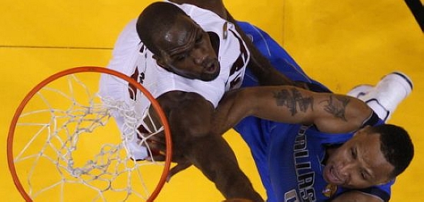 James scores 24, Heat take Game 1 over Dallas