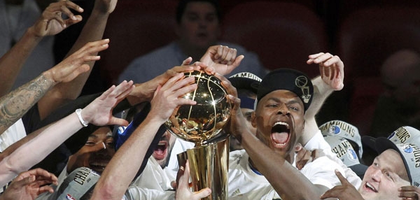 Mavericks top Heat for first NBA title, Nowitzki MVP