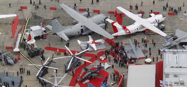 Paris Air Show opens spectacularly