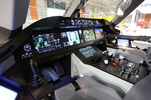 China's trunkliner C919 makes overseas debut