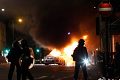 Fire, heavy smoke seen in British capital
