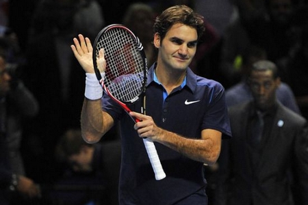 Sublime Federer thrashes Nadal in London