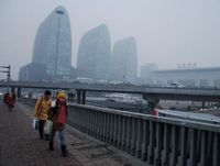 Dense fog lingers in China