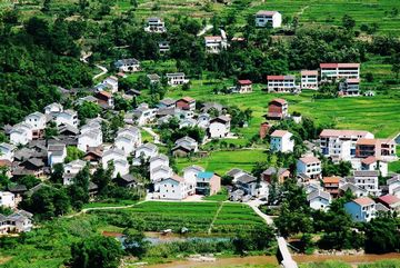 China raises poverty line for farmers