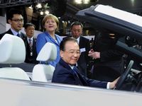 Wen visits Volkswagen  headquarters