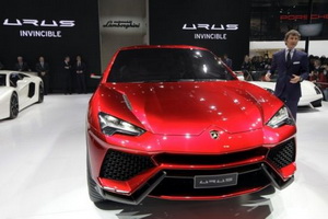 Lamborghini Urus unveiled