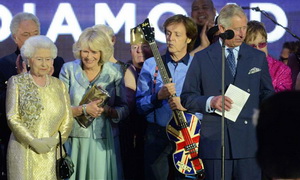 The Prince of Wales pays moving tribute to his Mummy