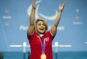 Turkey wins gold medal of powerlifting in London