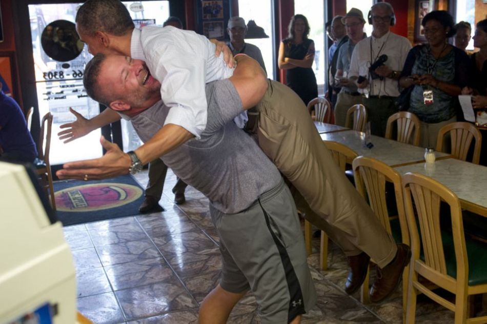 Fort Pierce pizza man hugging Obama